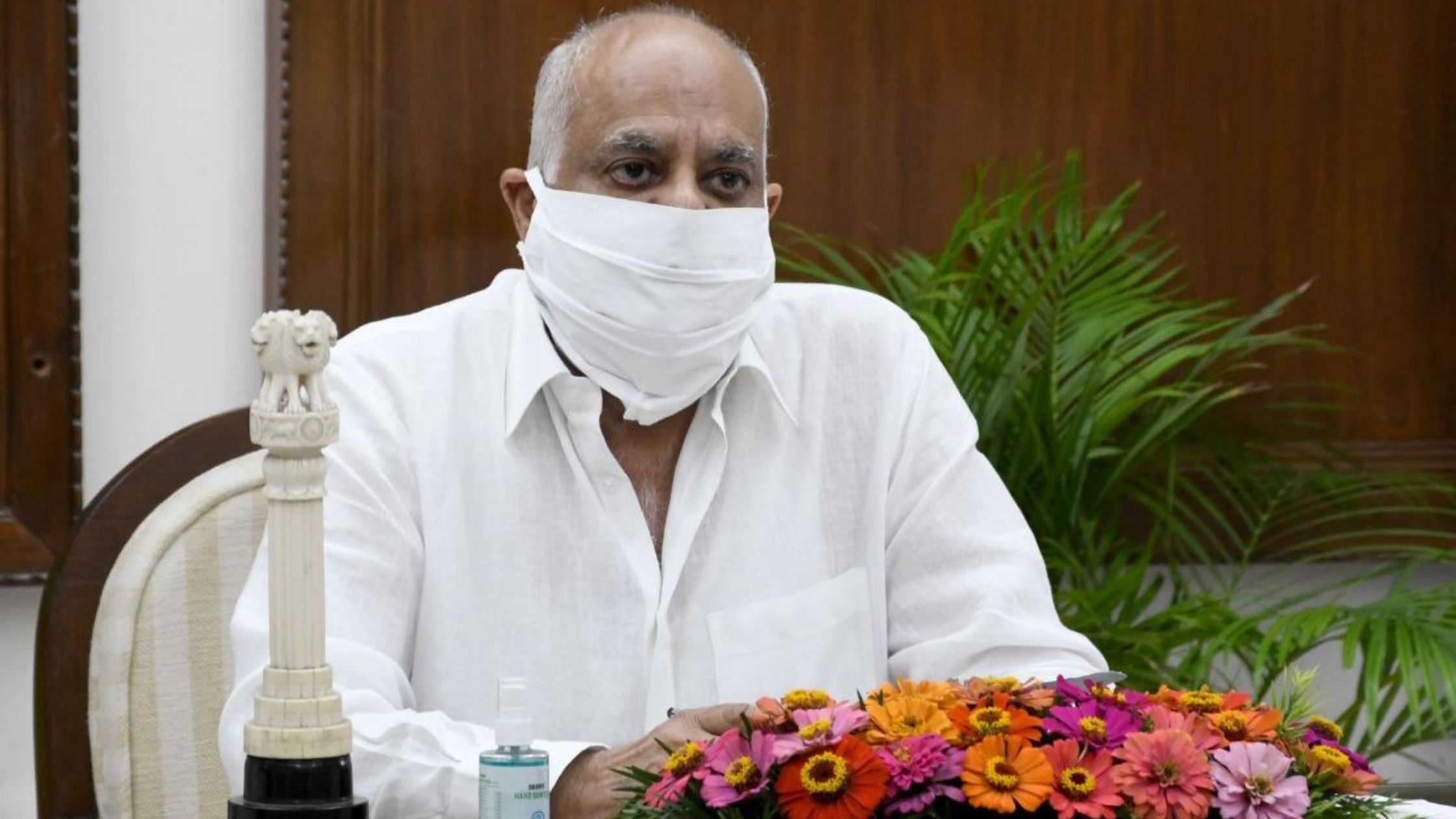 VP Singh Badnore Chandigarh Covid War Room meeting