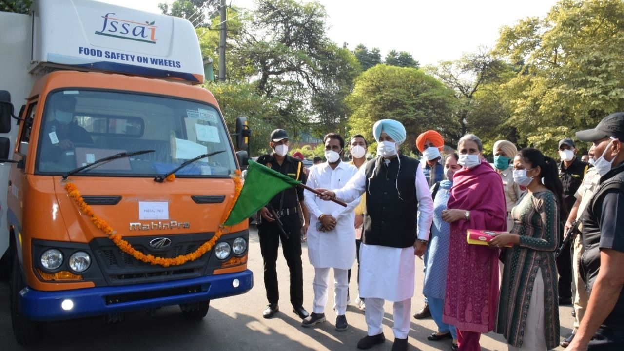 Health minister Balbir singh sidhu flag off Health Van Health minister Balbir singh sidhu flag off Health Van