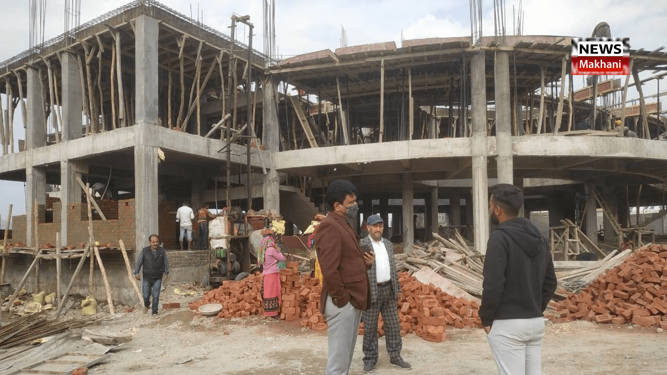 Feroz Khan takes stock of pace of ongoing works on construction of Kargil Girls Hostel at Majeen Sidhra Feroz Khan takes stock of pace of ongoing works on construction of Kargil Girls Hostel at Majeen Sidhra