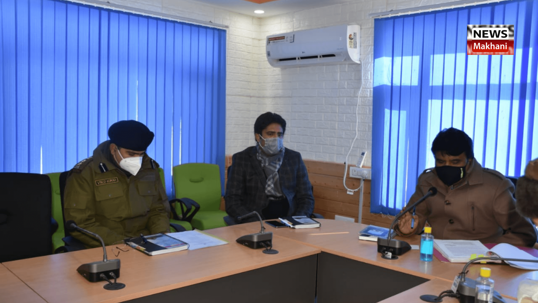 Feroz Khan reviews arrangements for operation of AN-32 Courier Service between Kargil to Srinagar Jammu Feroz Khan reviews arrangements for operation of AN-32 Courier Service between Kargil to Srinagar Jammu