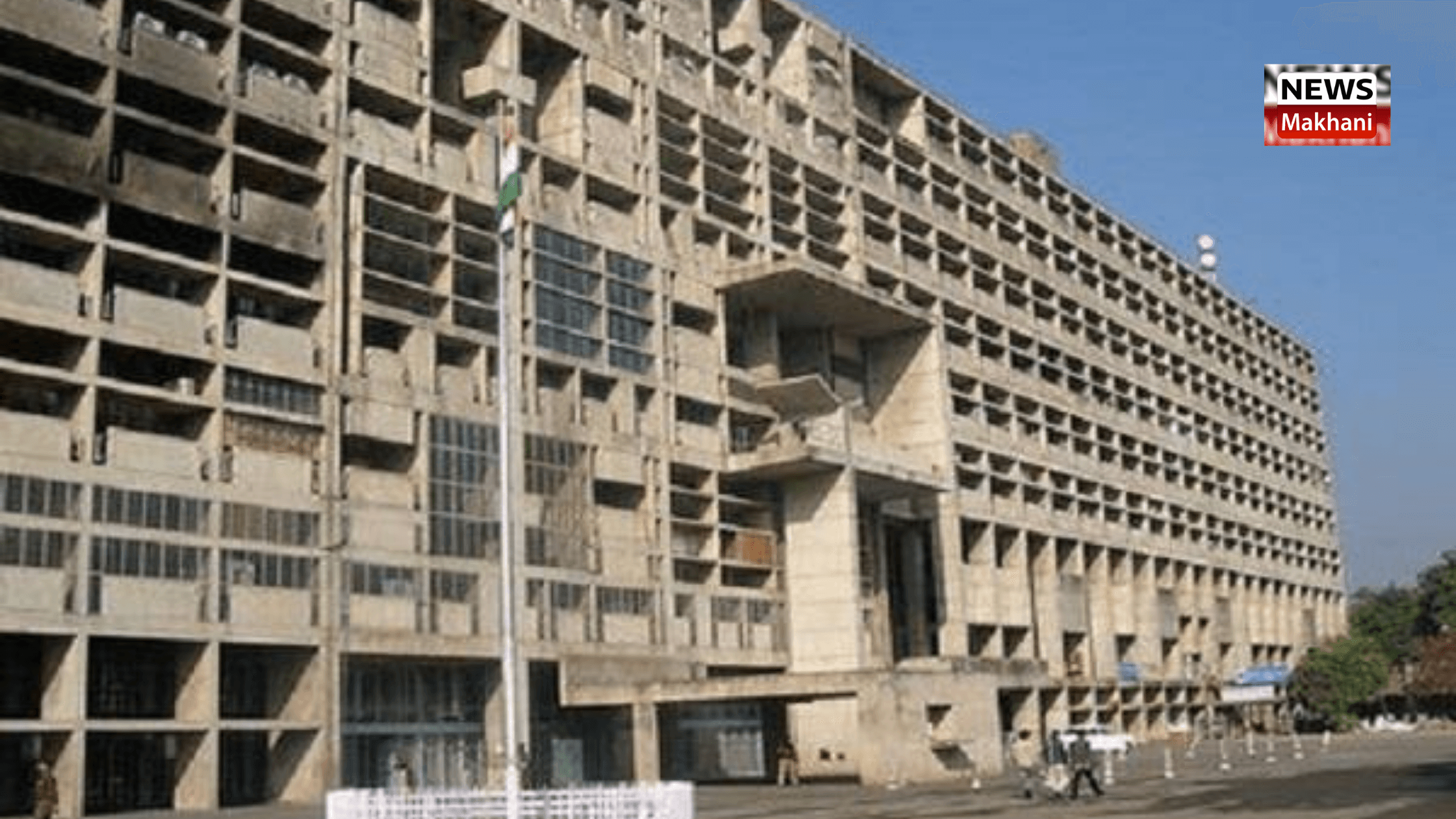 Haryana Government starts camp to update the family details of the employees and officers working in the Haryana Civil Secretariat in Chandigarh Haryana Government starts camp to update the family details of the employees and officers working in the Haryana Civil Secretariat in Chandigarh