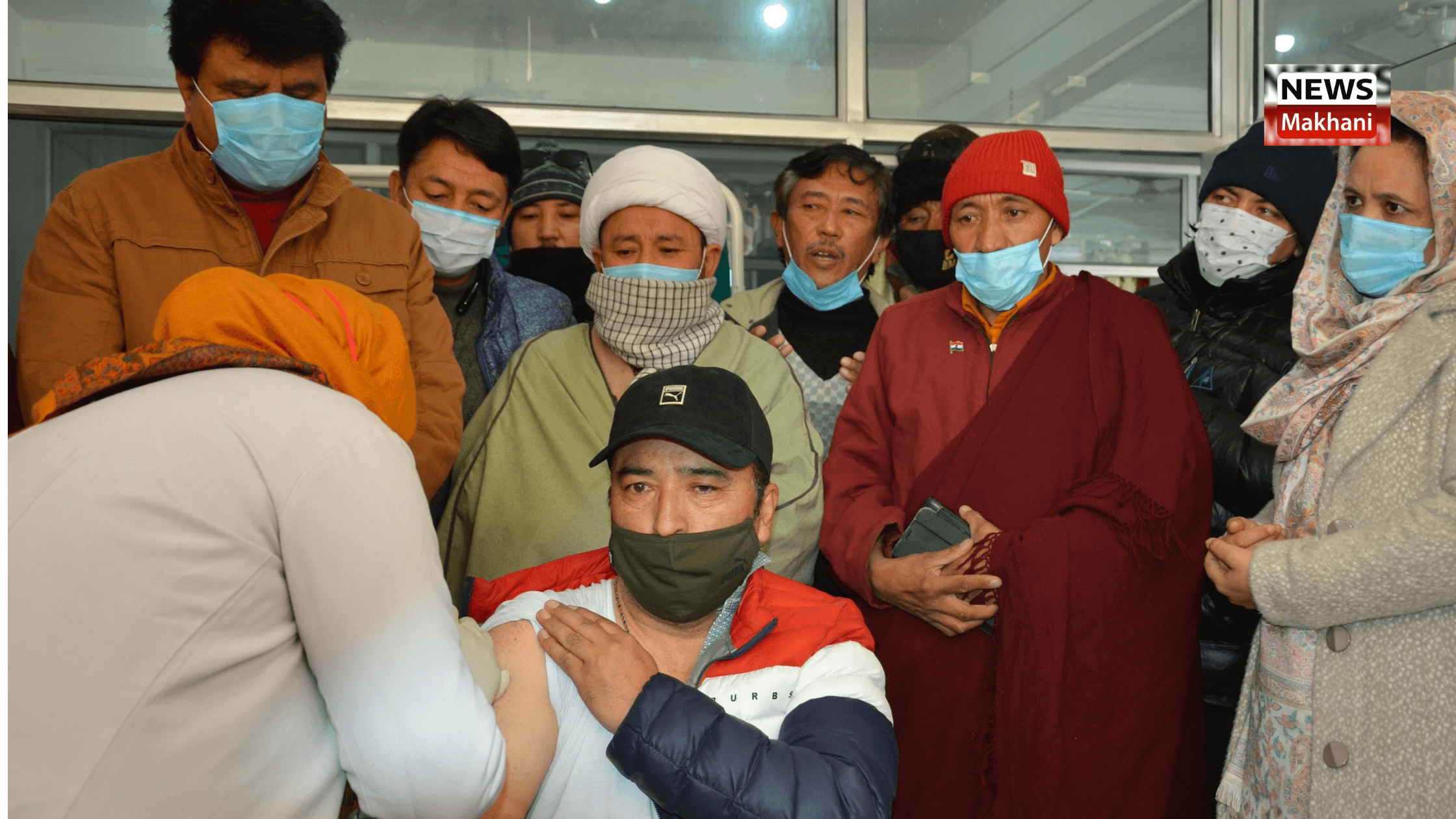 CEC Feroz Khan kick starts Covid-19 vaccination in Kargil CEC Feroz Khan kick starts Covid-19 vaccination in Kargil