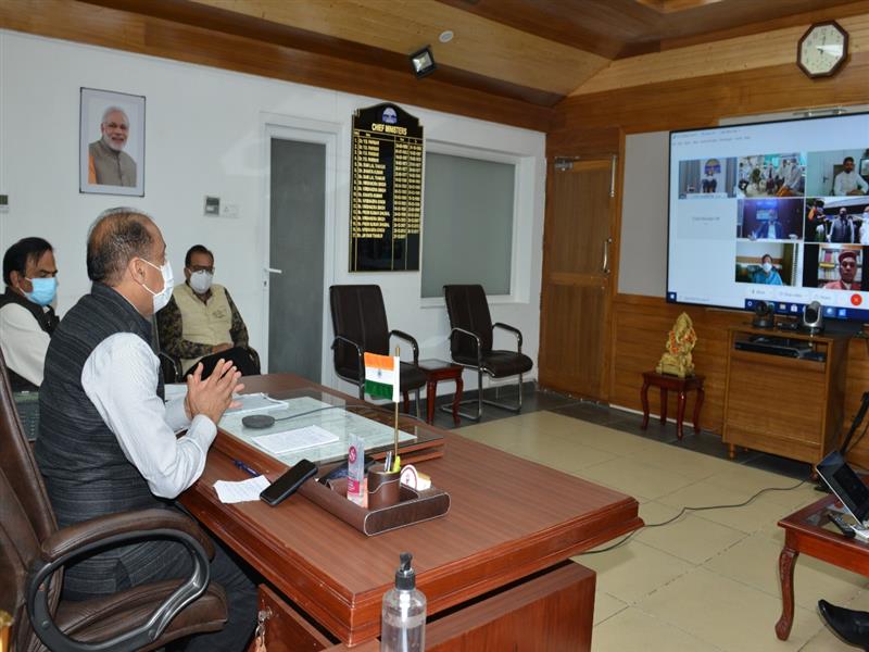 CM inaugurates Oxygen Plants at Medical College Hamirpur and Chamba