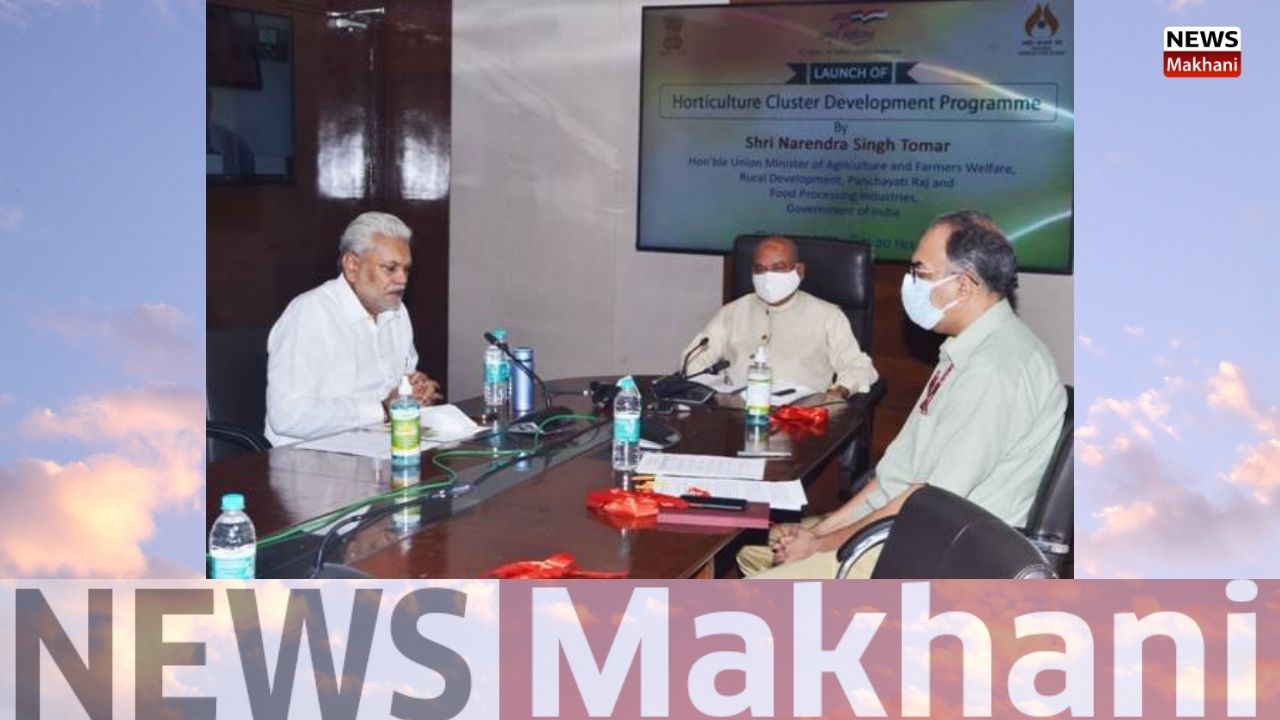 Shri Narendra Singh Tomar1