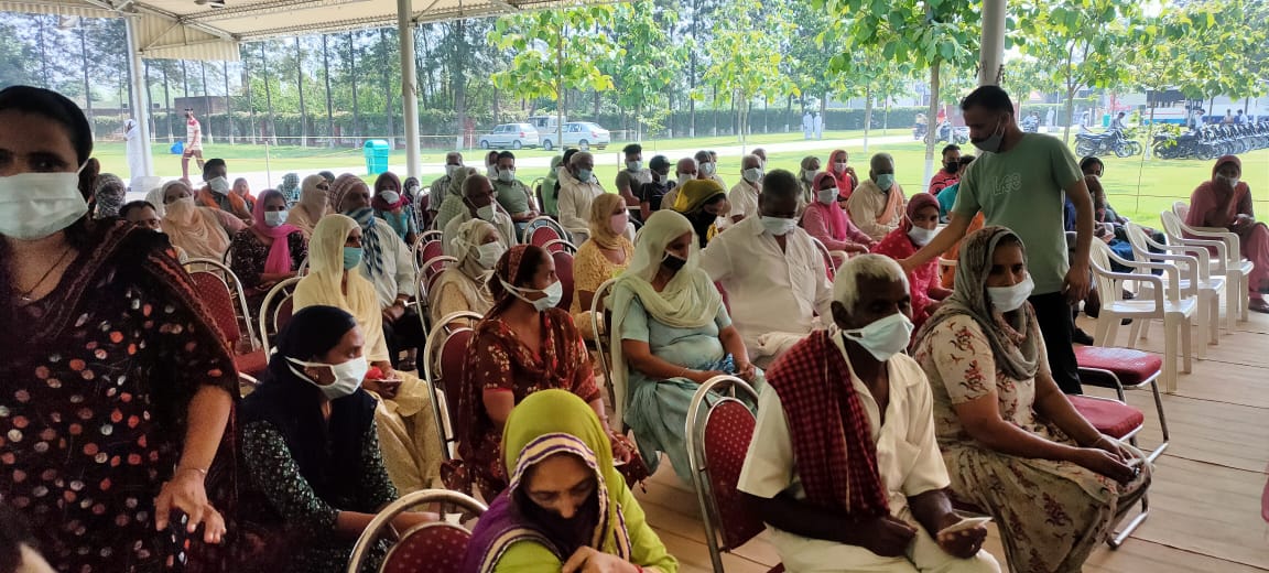 ਸ੍ਰੀ ਅਨੰਦਪੁਰ ਸਾਹਿਬ ਦੇ ਵਾਰਡ ਨੰ:5 ਵਿਚ ਕਰੋਨਾ ਟੀਕਾਕਰਨ ਕੈਂਪ ਲਗਾਇਆ, ਹੋਰ ਵਾਰਡਾਂ ਵਿਚ ਵੀ ਲਗਾਤਾਰ ਜਾਰੀ ਰਹੇਗੀ ਟੀਕਾਕਰਨ ਮੁਹਿੰਮ