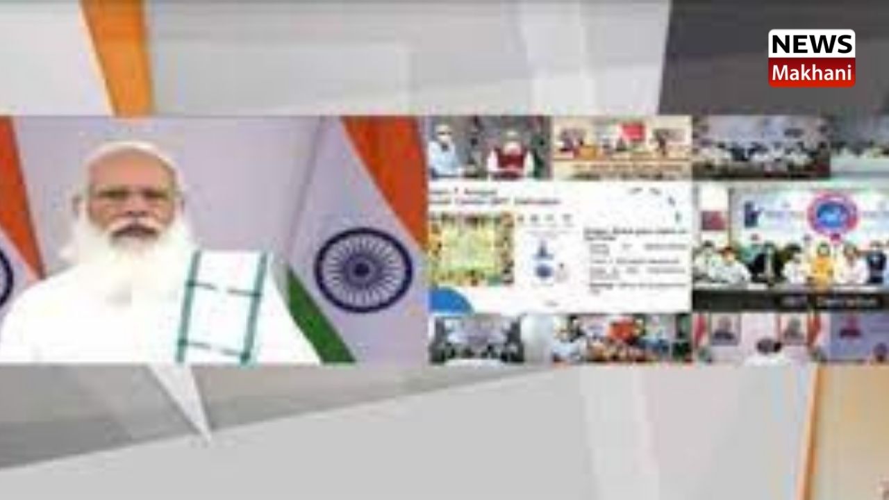 PM interacts with participants of Toycathon-2021 5676