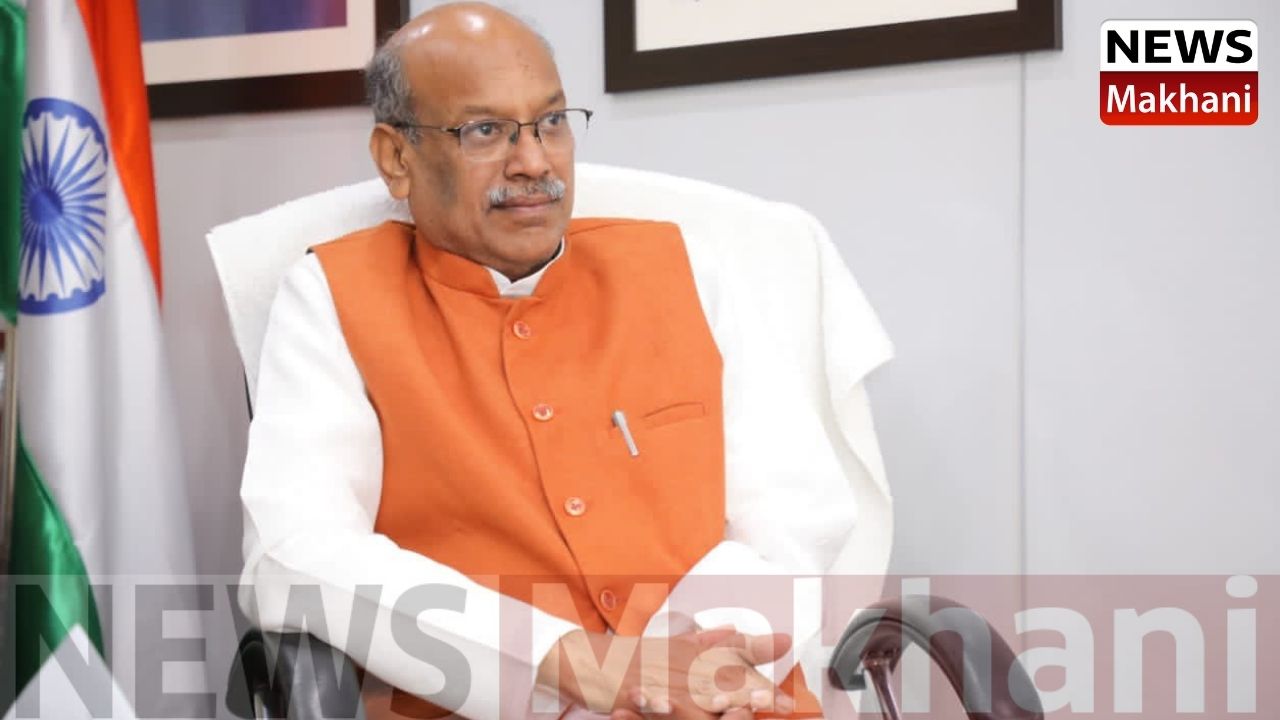 Shri Sanjay Dhotre 33