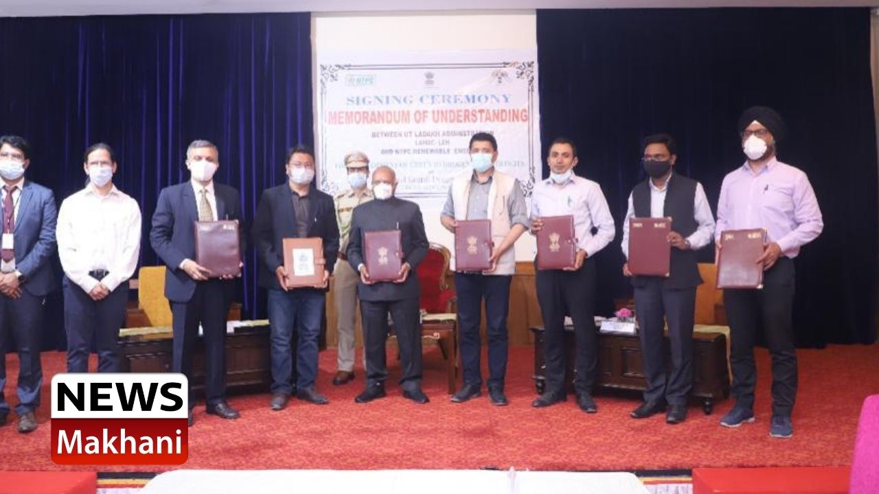 Poster making Competition by UIFT, PU (9)