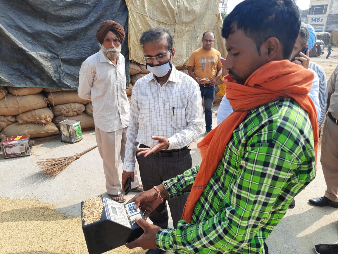 ਕ੍ਰਿਸ਼ਨ ਕੁਮਾਰ ਕ੍ਰਿਸ਼ਨ ਕੁਮਾਰ