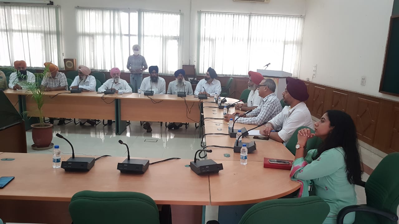 ਜ਼ਿਲ੍ਹਾ ਪ੍ਰਸ਼ਾਸਨ ਜ਼ਿਲ੍ਹਾ ਪ੍ਰਸ਼ਾਸਨ