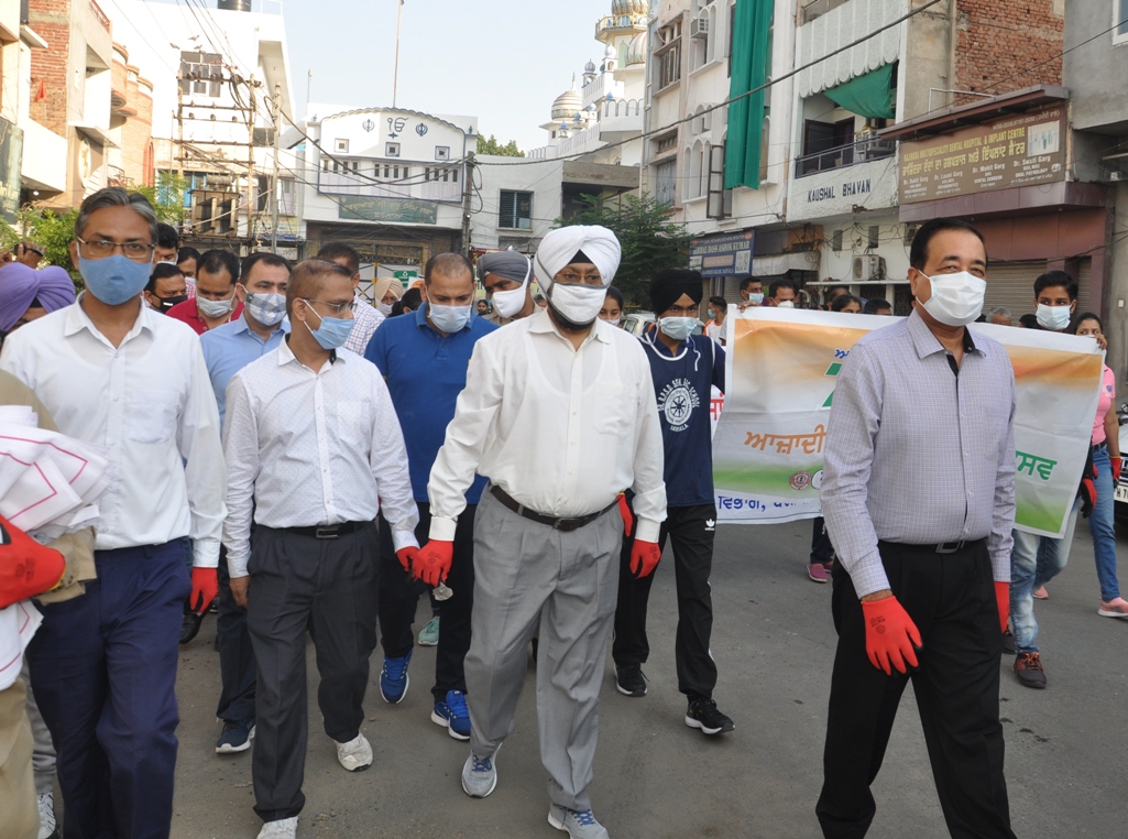 ਆਜ਼ਾਦੀ ਆਜ਼ਾਦੀ