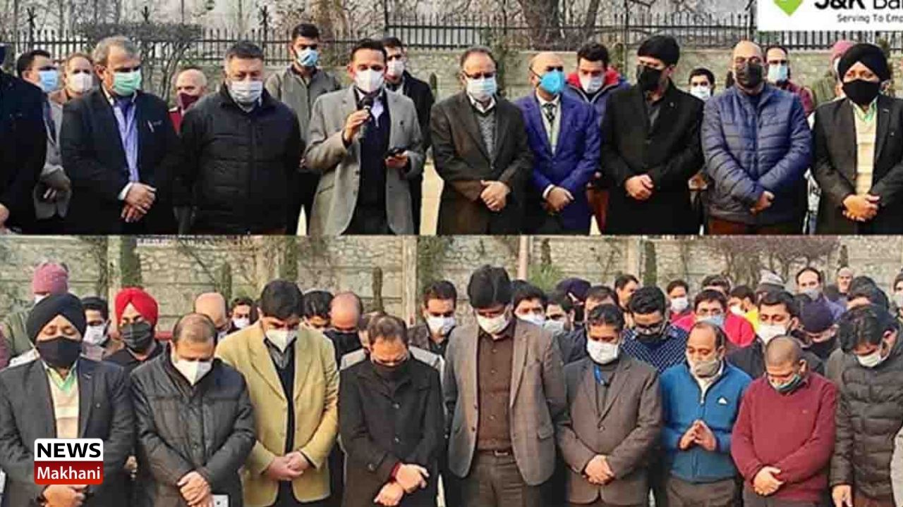 Advisor Farooq Khan condoles Advisor Farooq Khan condoles