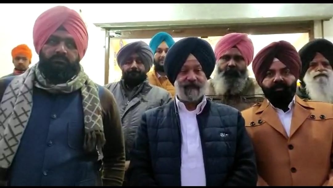 ਪੰਜਾਬ ਵਿੱਚ ਕਾਂਗਰਸ ਅਤੇ ਆਮ ਆਦਮੀ ਪਾਰਟੀ ਜਨਤਾ ਨੂੰ ਮੁੰਗੇਰੀ ਲਾਲ ਦੇ ਸੁਪਨੇ ਦਿਖਾ ਰਹੀਆਂ ਹਨ : ਜਗਦੀਪ ਚੀਮਾ ਪੰਜਾਬ ਵਿੱਚ ਕਾਂਗਰਸ ਅਤੇ ਆਮ ਆਦਮੀ ਪਾਰਟੀ ਜਨਤਾ ਨੂੰ ਮੁੰਗੇਰੀ ਲਾਲ ਦੇ ਸੁਪਨੇ ਦਿਖਾ ਰਹੀਆਂ ਹਨ : ਜਗਦੀਪ ਚੀਮਾ