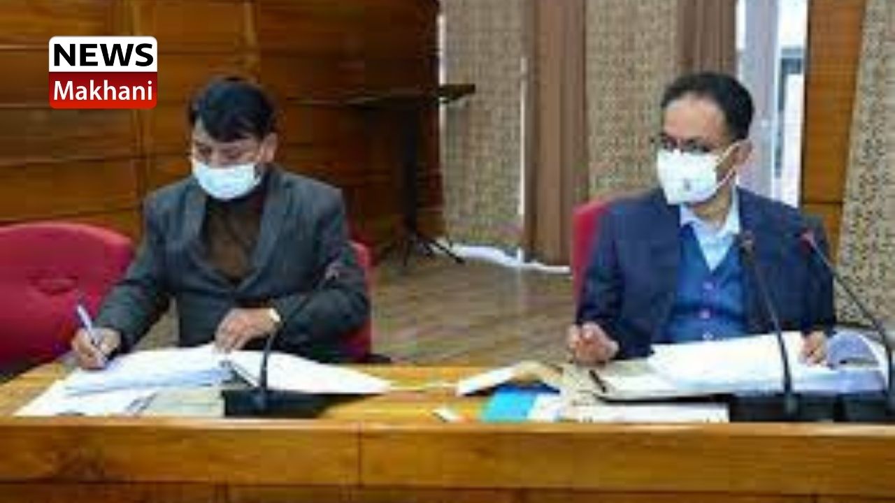 मुख्यमंत्री द्वारा की गई घोषणाओं के कार्यान्वयन की समीक्षा मुख्यमंत्री द्वारा की गई घोषणाओं के कार्यान्वयन की समीक्षा