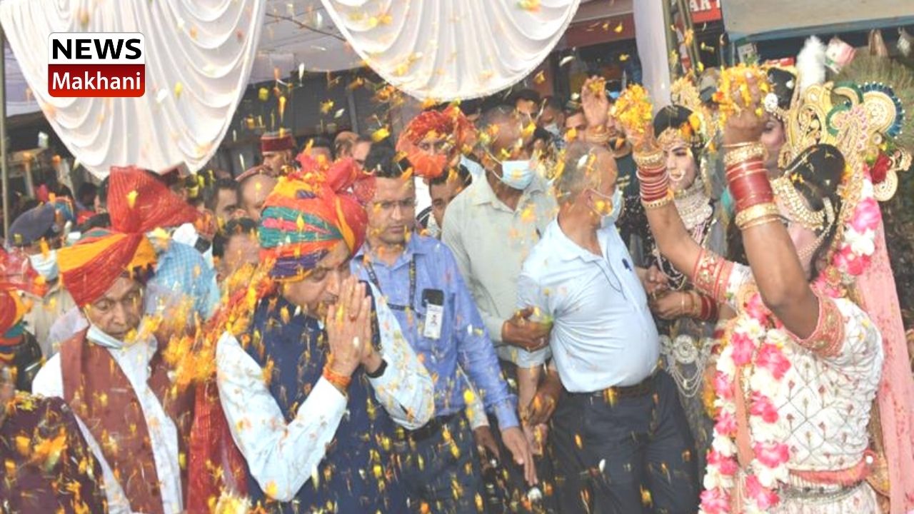 CM presides over closing ceremony of National Level Holi Utsav Sujanpur in Hamirpur district CM presides over closing ceremony of National Level Holi Utsav Sujanpur in Hamirpur district