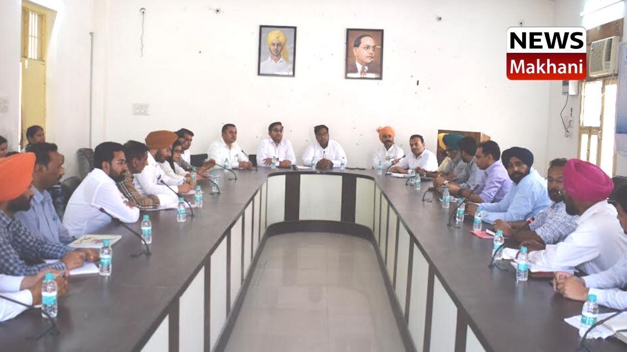 ਲੋਕਾਂ ਨੂੰ ਹੁਣ ਮਿਲੇਗਾ ਸਾਫ ਸੁਥਰਾ ਤੇ ਜਵਾਬਦੇਹ ਪ੍ਰਸ਼ਾਸਨ-ਅਮਨਦੀਪ ਸਿੰਘ ਗੋਡਲੀ ਮੁਸਾਫਿਰ ਲੋਕਾਂ ਨੂੰ ਹੁਣ ਮਿਲੇਗਾ ਸਾਫ ਸੁਥਰਾ ਤੇ ਜਵਾਬਦੇਹ ਪ੍ਰਸ਼ਾਸਨ-ਅਮਨਦੀਪ ਸਿੰਘ ਗੋਡਲੀ ਮੁਸਾਫਿਰ