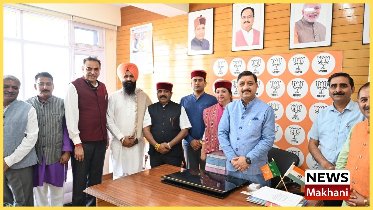 आम आदमी पार्टी के पूर्व नेताओं ने की सुरेश कश्यप और जयराम ठाकुर से की मुलाकात