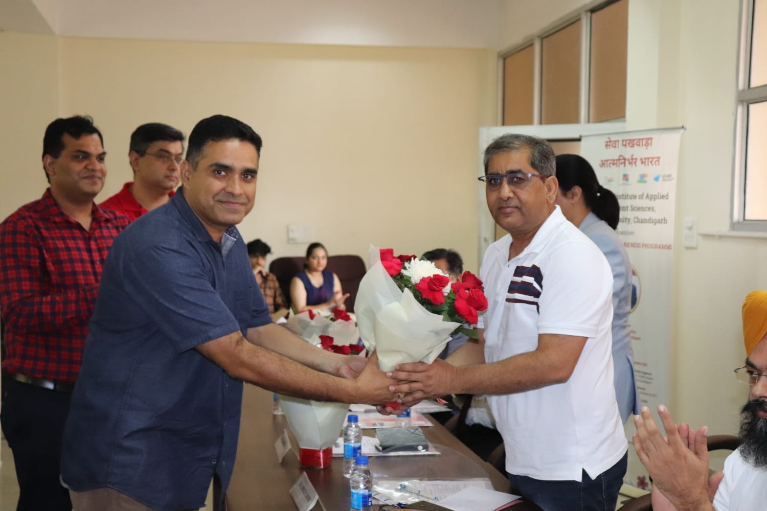 Press note 5 photos (1)