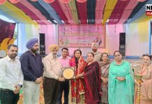 ਵਿਦਿਆਰਥੀਆਂ ਨੂੰ ਆਪਣੇ ਸਮਾਜ ਵਿੱਚ ਵਾਪਰ ਰਹੀਆਂ ਬੁਰਾਈਆਂ ਦੇ ਖਾਤਮੇ ਲਈ ਅੱਗੇ ਹੋ ਕੇ ਕੰਮ ਕਰਨਾ ਚਾਹੀਦਾ – ਡਿਪਟੀ ਕਮਿਸ਼ਨਰ