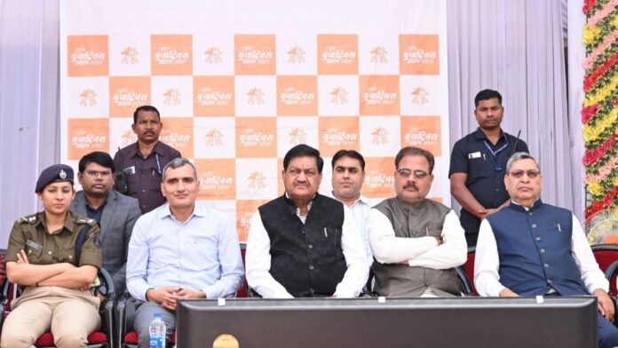 Chhattisgarh - खाद्य मंत्री श्री बघेल राष्ट्रीय युवा दिवस