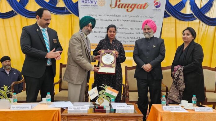 Rotary Club Mohali Midtown Joins hand