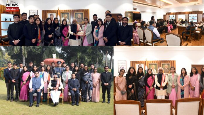 राज्यपाल हरियाणा श्री बंडारू दत्तात्रेय से आज राजभवन हरियाणा में प्रशिक्षु भारतीय प्रशासनिक सेवाओं के 18 अधिकारियों ने औपचारिक मुलाकात की राज्यपाल हरियाणा श्री बंडारू दत्तात्रेय से आज राजभवन हरियाणा में प्रशिक्षु भारतीय प्रशासनिक सेवाओं के 18 अधिकारियों ने औपचारिक मुलाकात की