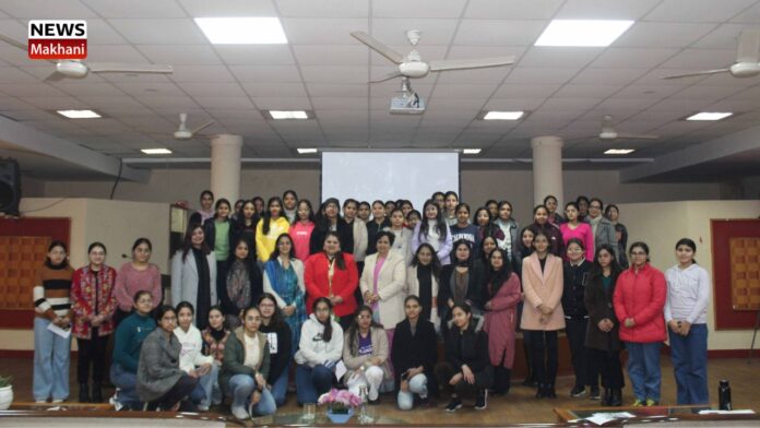 Principal Dr Nisha Bhargava(1) Principal Dr Nisha Bhargava(1)