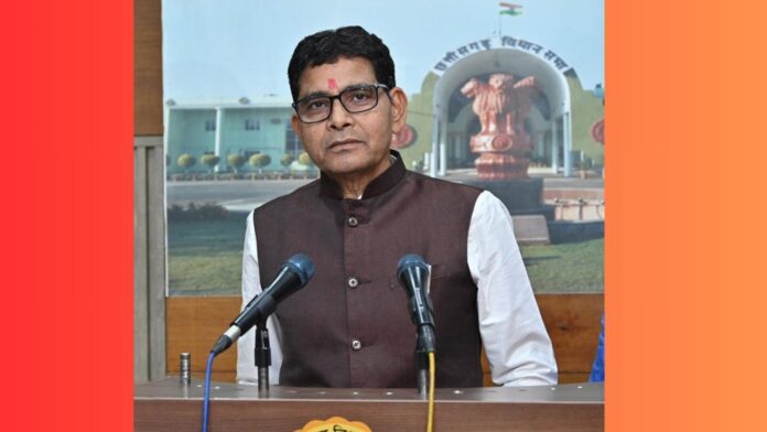 राजस्व मंत्री श्री टंक राम वर्मा