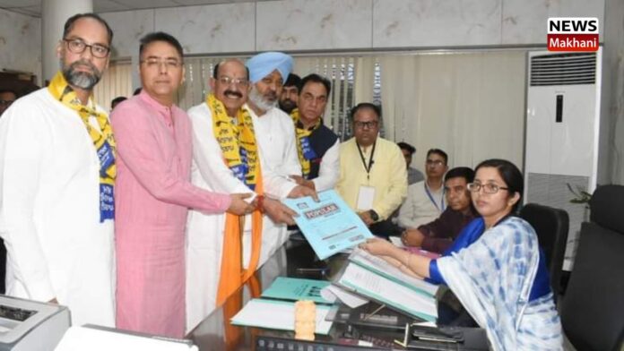 Mohinder Bhagat(3) Mohinder Bhagat(3)