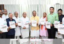 Chief Minister Shri Vishnu Deo Sai Unveils Brochure for ‘Swadeshi Mela'