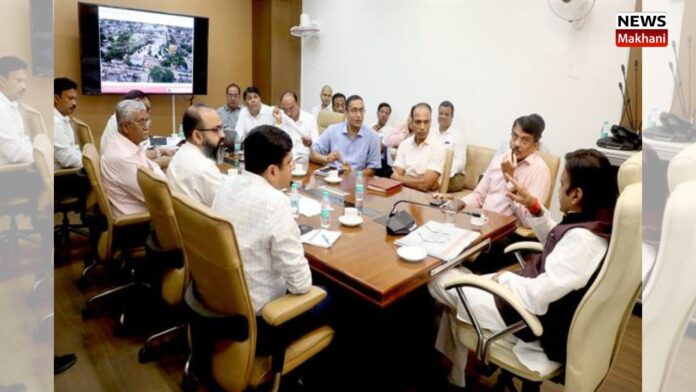 Deputy CM rajendra Shukla