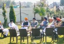 ਅਕਾਲੀ ਦਲ ਦੇ ਵਫਦ ਵੱਲੋਂ ਹਰਜਿੰਦਰ ਸਿੰਘ ਧਾਮੀ ਨਾਲ ਮੁਲਾਕਾਤ, ਸ਼੍ਰੋਮਣੀ ਕਮੇਟੀ ਪ੍ਰਧਾਨ ਵਜੋਂ ਸੇਵਾਵਾਂ ਨਿਭਾਉਂਦੇ ਰਹਿਣ ਦੀ ਕੀਤੀ ਅਪੀਲ