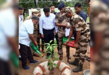 राज्यपाल ने सिविल सचिवालय में पौधा लगाकर किया वृक्षारोपण अभियान का शुभारंभ