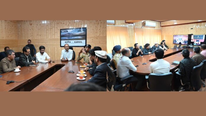 Administrative-Secretary-Tourism-DIPR-HUDD-Interacts-with-Kargil-Media-Fraternity.jpg