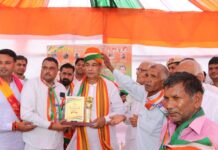 नायब सरकार शहीदों के परिवारों के सम्मान और भलाई के लिए निरंतर काम कर रही है : मोहन लाल बड़ौली