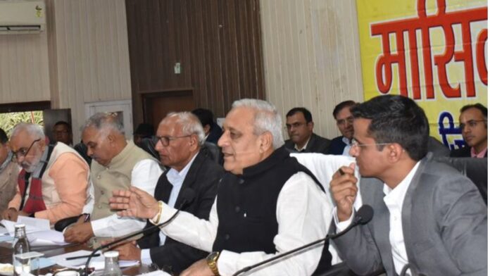 कैबिनेट-मंत्री-रणबीर-गंगवा-की-अध्यक्षता-में-कष्ट-निवारण-समिति-की-बैठक-आयोजित.jpg