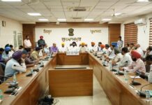 बैंस और साथी कैबिनेट मंत्रियों ने ज़िला प्रशासन को श्री गुरु तेग बहादर जी के 350वें शहीदी दिवस समारोहों के लिए सभी प्रबंध सुनिश्चित करने के निर्देश दिए