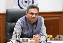 मुख्य सचिव अनुराग रस्तोगी ने की प्रमुख रेल कॉरिडोरों की प्रगति की समीक्षा