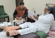 “The pace of the government is determined by the pace of files. If files stop, government work stops” –Energy Minister Anil Vij