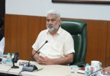 Union Government not doing enough to address space shortage in mandis: Lal Chand Kataruchak