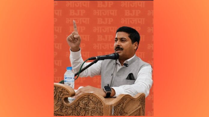 Indias-7.7_-GDP-growth-shatters-Rahul-Gandhis-Dead-Economy-propaganda-Congress-must-apologise-to-the-Nation-Gaurav.jpg